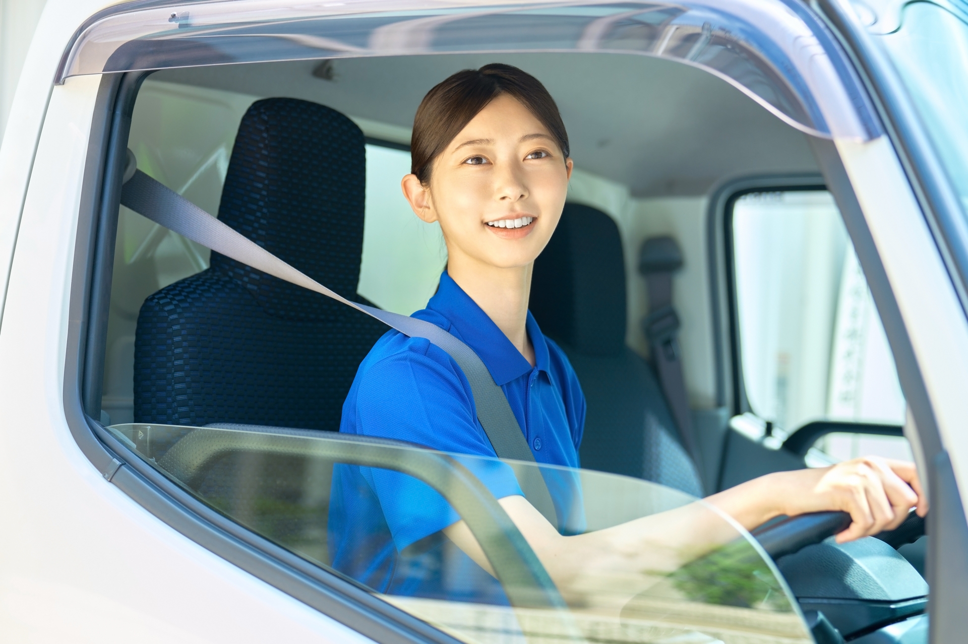 2tトラック運転に必要なスキル